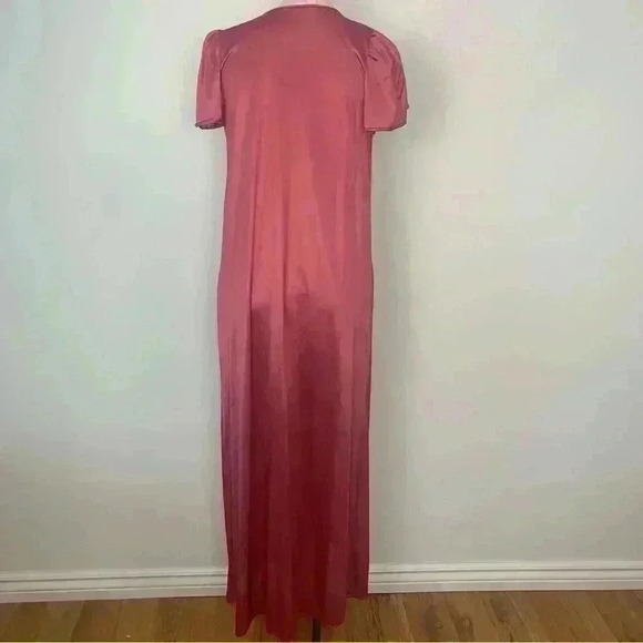 Vintage 1980s Peignoir Set - Picture 9 of 11